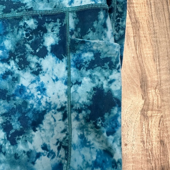 Salutation Stash 7/8 Tight - Picture 5 of 8